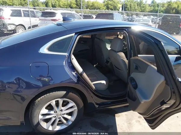 1G1ZD5ST2JF164454 2018 CHEVROLET MALIBU - Image 8
