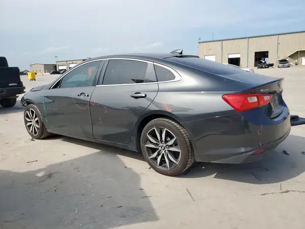 1G1ZD5ST2JF167306 2018 CHEVROLET MALIBU - Image 2
