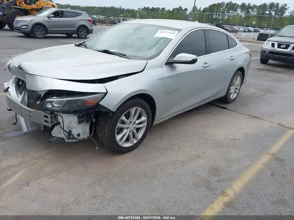 1G1ZD5ST2JF174627 2018 CHEVROLET MALIBU - Image 2