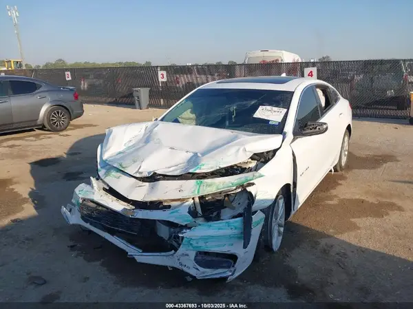 1G1ZD5ST2JF176068 2018 CHEVROLET MALIBU - Image 2