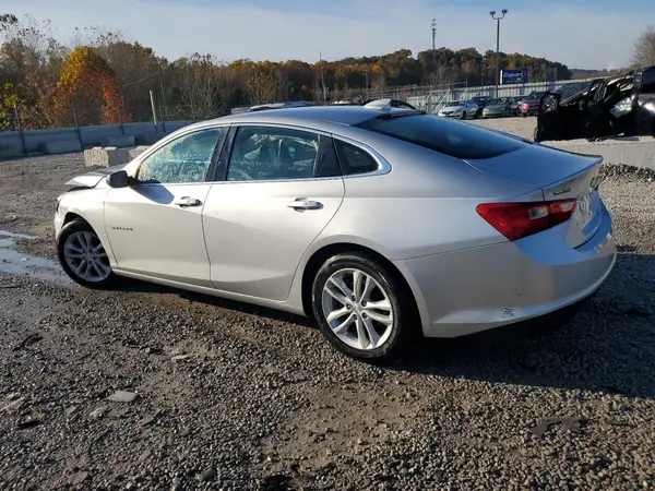 1G1ZD5ST2JF177673 2018 CHEVROLET MALIBU - Image 2