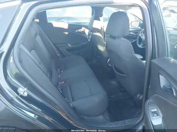 1G1ZD5ST2JF179178 2018 CHEVROLET MALIBU - Image 8
