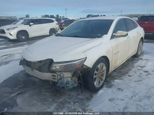 1G1ZD5ST2JF182839 2018 CHEVROLET MALIBU - Image 2