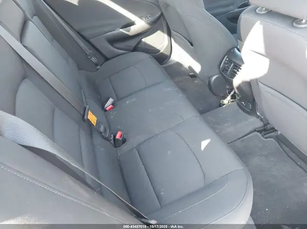 1G1ZD5ST2JF186552 2018 CHEVROLET MALIBU - Image 8