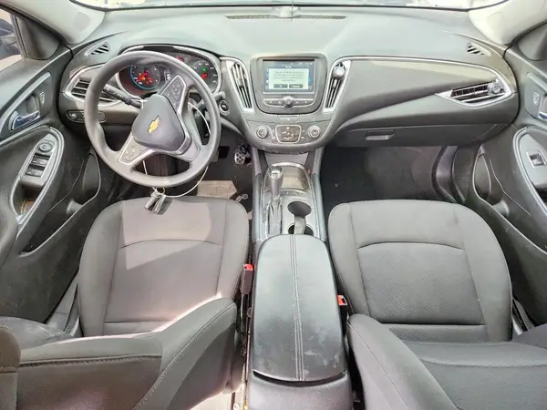 1G1ZD5ST2JF187555 2018 CHEVROLET MALIBU - Image 8