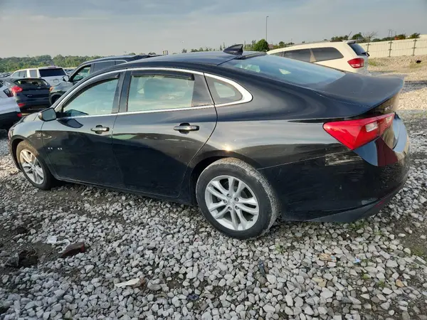 1G1ZD5ST2JF189029 2018 CHEVROLET MALIBU - Image 2