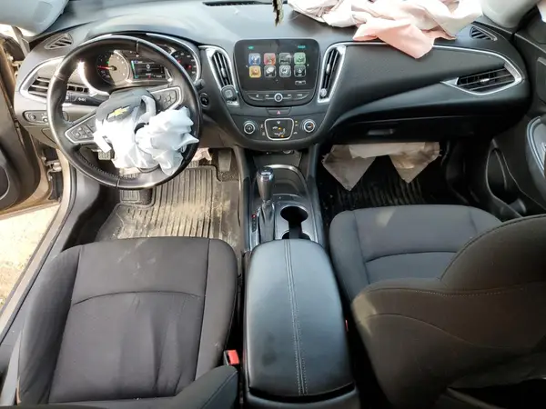 1G1ZD5ST2JF189578 2018 CHEVROLET MALIBU - Image 8