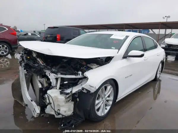 1G1ZD5ST2JF190214 2018 CHEVROLET MALIBU - Image 2