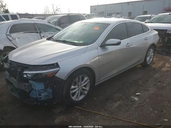 1G1ZD5ST2JF191959 2018 CHEVROLET MALIBU - Image 2