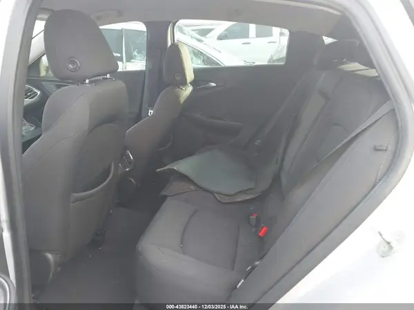 1G1ZD5ST2JF191959 2018 CHEVROLET MALIBU - Image 8