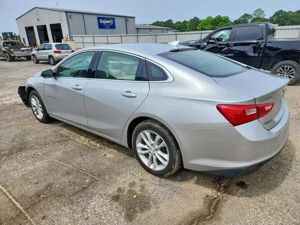 1G1ZD5ST2JF192240 2018 CHEVROLET MALIBU - Image 2