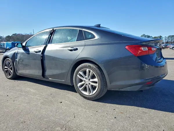 1G1ZD5ST2JF192884 2018 CHEVROLET MALIBU - Image 2