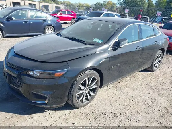 1G1ZD5ST2JF192996 2018 CHEVROLET MALIBU - Image 2
