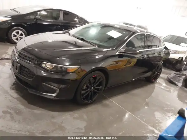 1G1ZD5ST2JF195784 2018 CHEVROLET MALIBU - Image 2