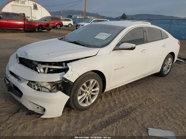 1G1ZD5ST2JF195879 2018 CHEVROLET MALIBU - Image 2