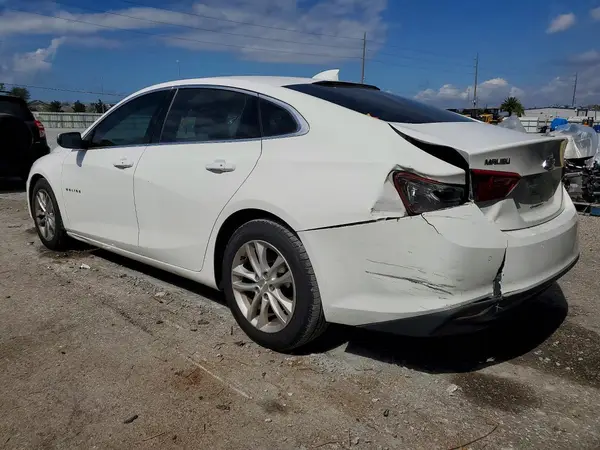 1G1ZD5ST2JF197177 2018 CHEVROLET MALIBU - Image 2