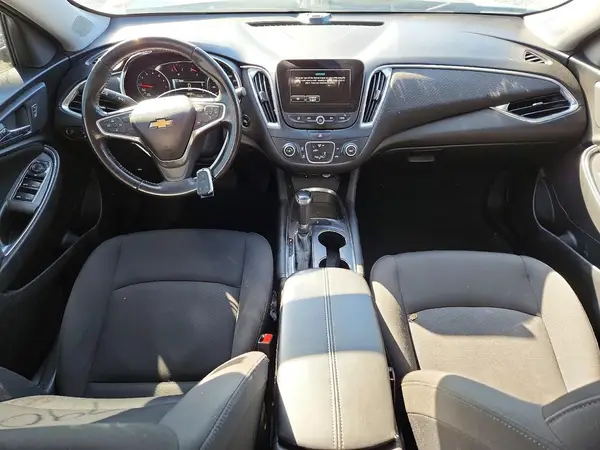 1G1ZD5ST2JF197339 2018 CHEVROLET MALIBU - Image 8