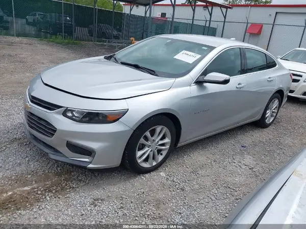 1G1ZD5ST2JF197423 2018 CHEVROLET MALIBU - Image 2