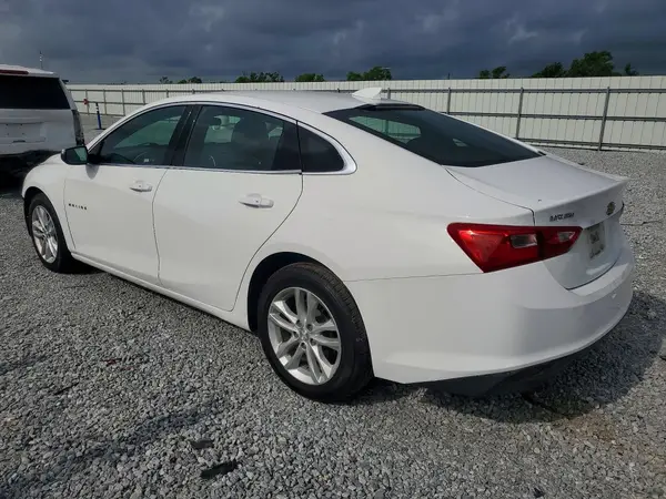 1G1ZD5ST2JF197955 2018 CHEVROLET MALIBU - Image 2