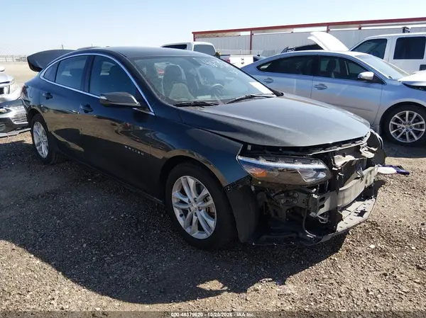 1G1ZD5ST2JF207903 2018 CHEVROLET MALIBU - Image 1