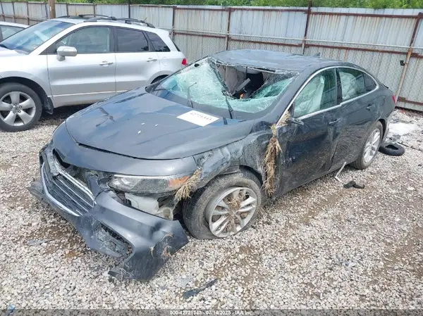1G1ZD5ST2JF209294 2018 CHEVROLET MALIBU - Image 2