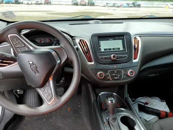 1G1ZD5ST2JF210221 2018 CHEVROLET MALIBU - Image 8