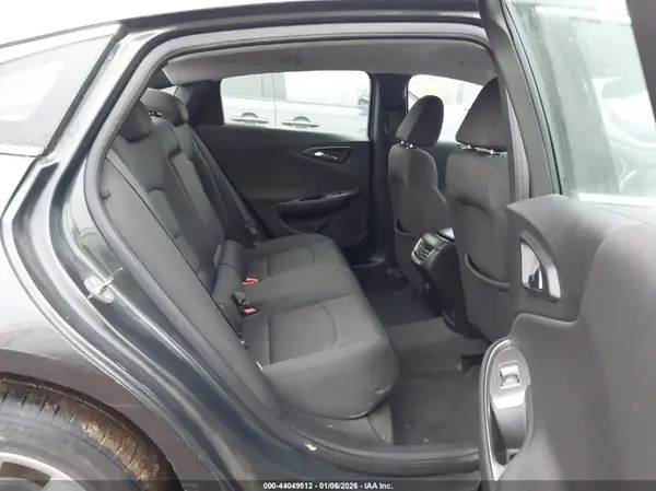 1G1ZD5ST2JF212440 2018 CHEVROLET MALIBU - Image 8