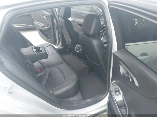 1G1ZD5ST2JF218688 2018 CHEVROLET MALIBU - Image 8