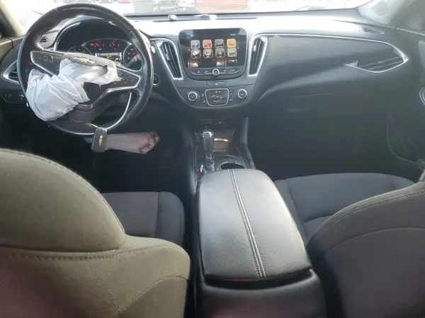 1G1ZD5ST2JF222613 2018 CHEVROLET MALIBU - Image 8