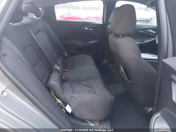 1G1ZD5ST2JF223146 2018 CHEVROLET MALIBU - Image 8