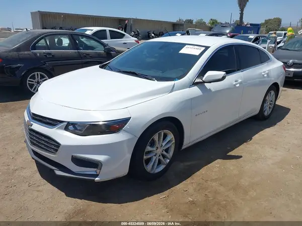1G1ZD5ST2JF226063 2018 CHEVROLET MALIBU - Image 2
