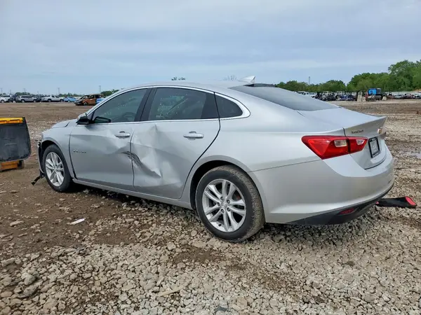 1G1ZD5ST2JF227861 2018 CHEVROLET MALIBU - Image 2