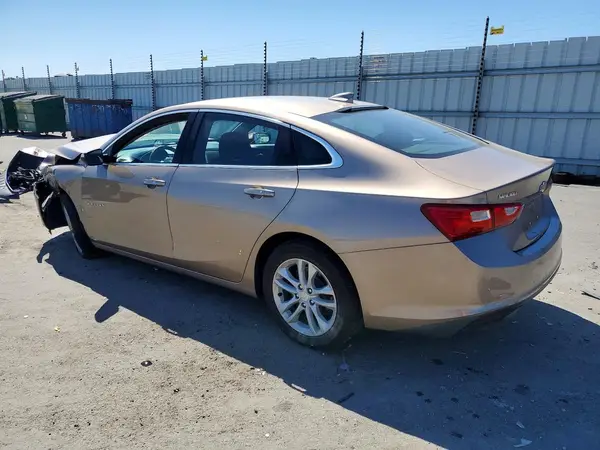 1G1ZD5ST2JF229139 2018 CHEVROLET MALIBU - Image 2