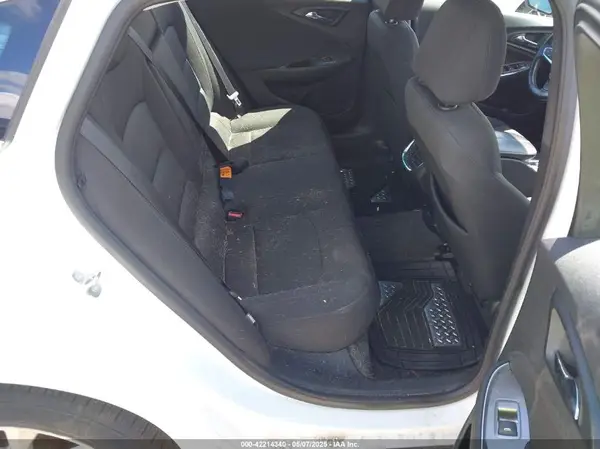 1G1ZD5ST2JF235426 2018 CHEVROLET MALIBU - Image 8