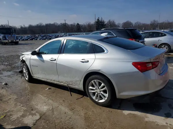 1G1ZD5ST2JF243073 2018 CHEVROLET MALIBU - Image 2