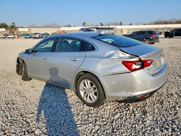1G1ZD5ST2JF244689 2018 CHEVROLET MALIBU - Image 2