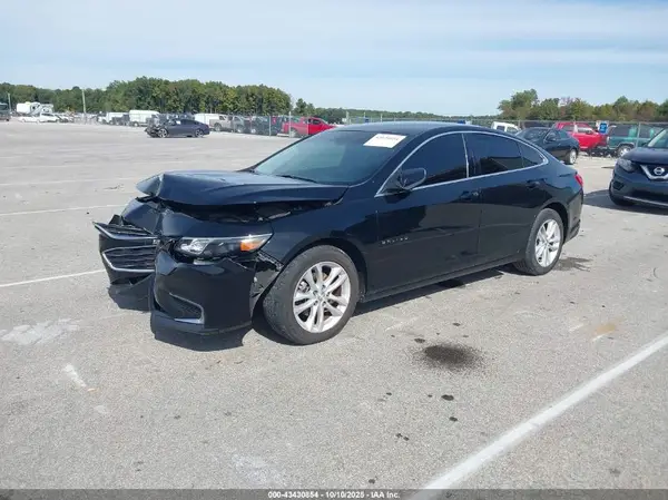 1G1ZD5ST2JF249097 2018 CHEVROLET MALIBU - Image 2