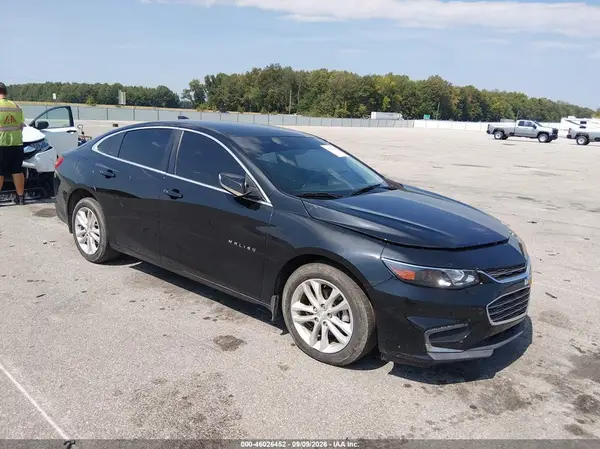 1G1ZD5ST2JF249620 2018 CHEVROLET MALIBU - Image 1