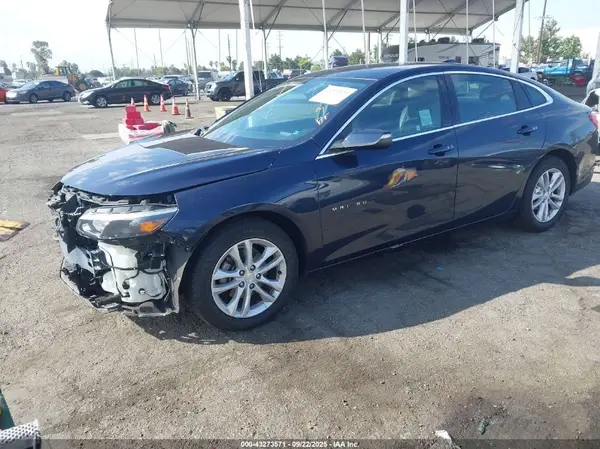 1G1ZD5ST2JF252713 2018 CHEVROLET MALIBU - Image 2
