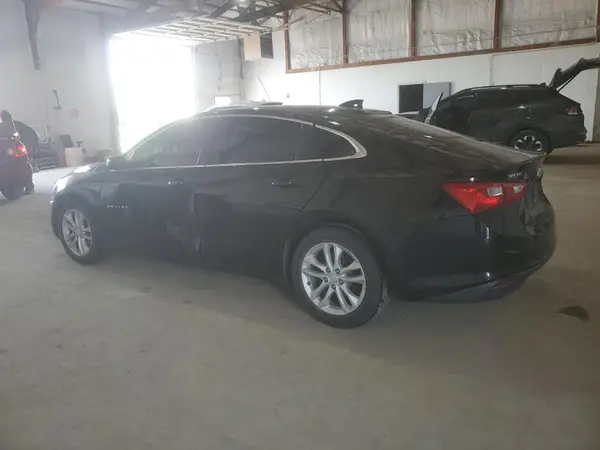 1G1ZD5ST2JF258723 2018 CHEVROLET MALIBU - Image 2