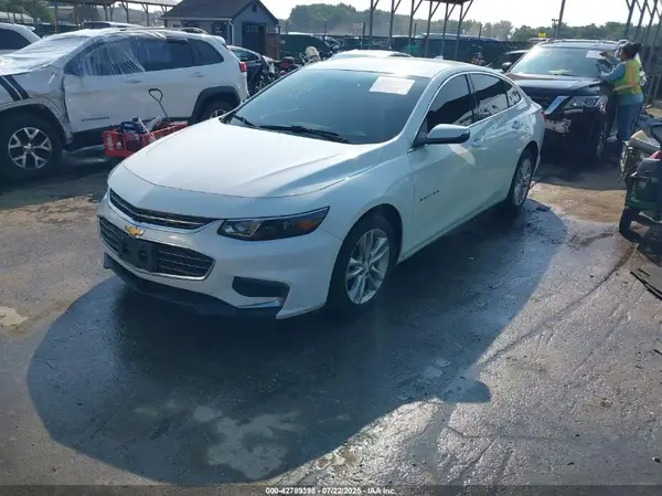 1G1ZD5ST2JF264148 2018 CHEVROLET MALIBU - Image 2