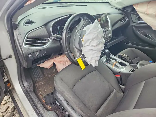 1G1ZD5ST2JF265106 2018 CHEVROLET MALIBU - Image 8