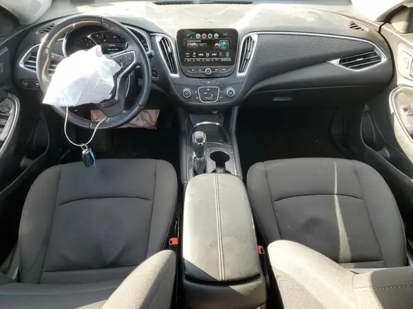 1G1ZD5ST2JF265395 2018 CHEVROLET MALIBU - Image 8