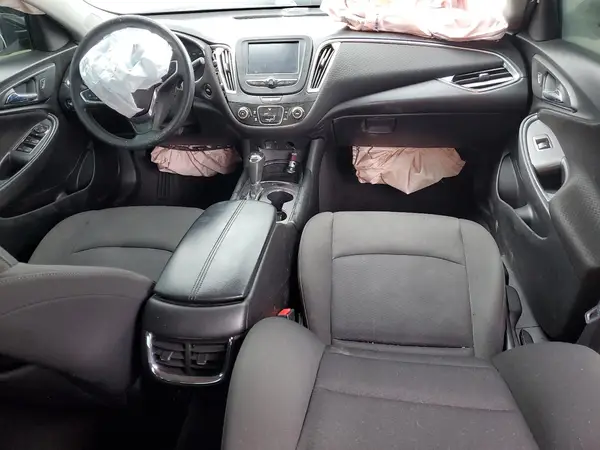 1G1ZD5ST2JF265588 2018 CHEVROLET MALIBU - Image 8