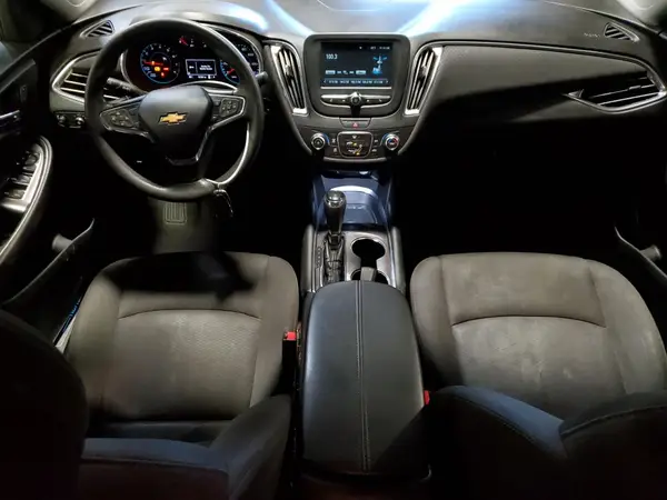 1G1ZD5ST2JF266031 2018 CHEVROLET MALIBU - Image 8