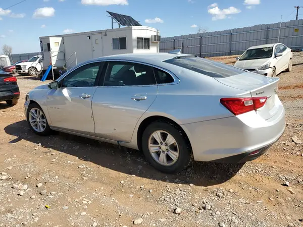 1G1ZD5ST2JF266532 2018 CHEVROLET MALIBU - Image 2