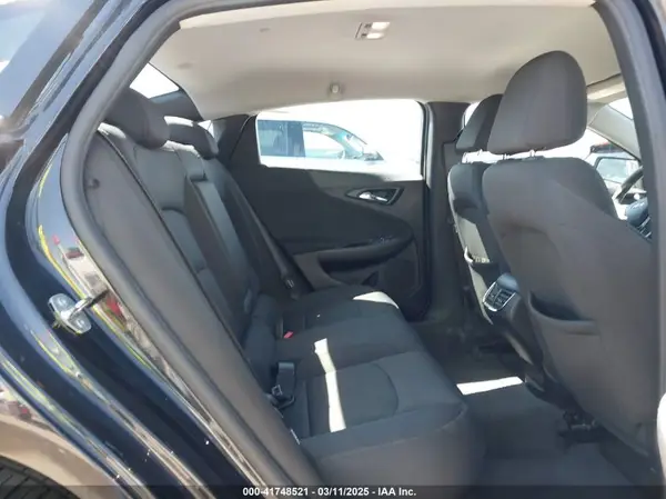 1G1ZD5ST2JF270385 2018 CHEVROLET MALIBU - Image 8