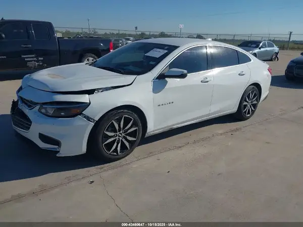 1G1ZD5ST2JF274307 2018 CHEVROLET MALIBU - Image 2