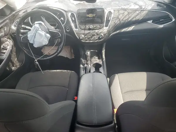 1G1ZD5ST2JF285307 2018 CHEVROLET MALIBU - Image 8