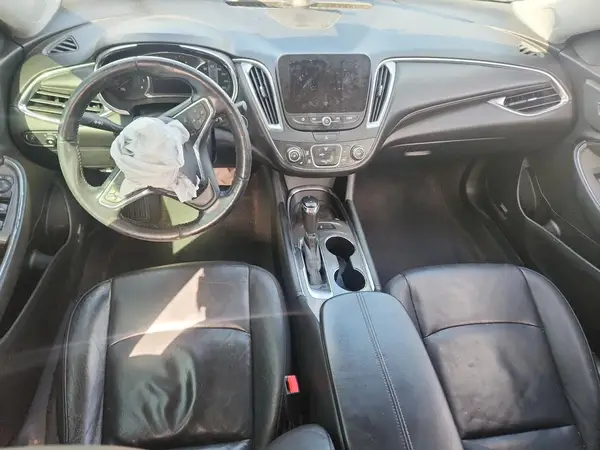1G1ZD5ST2JF286084 2018 CHEVROLET MALIBU - Image 8